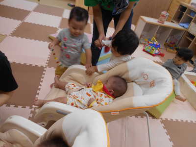  小さな赤ちゃんかわいいね❤