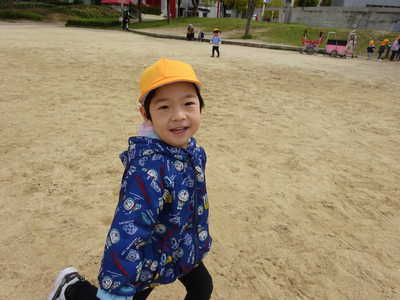  はしれ〜👟🎶