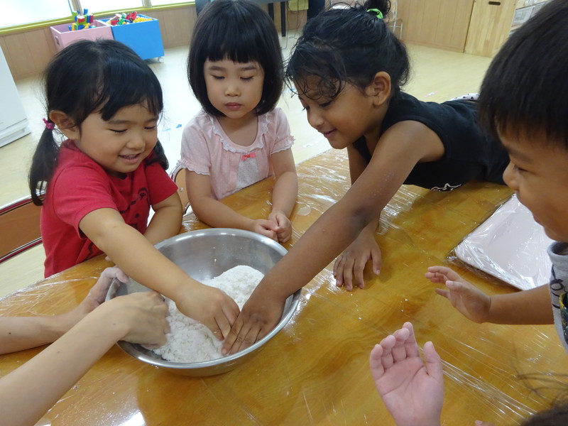 こねてこねて🎶