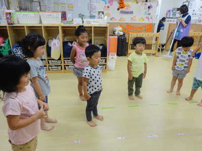  じーっとねじーっとね🎵