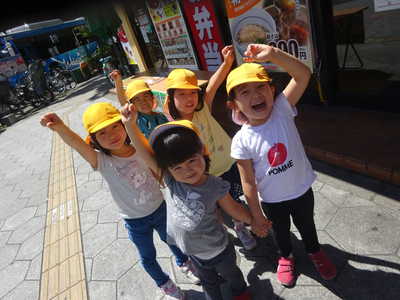  お散歩へレッツゴー⭐