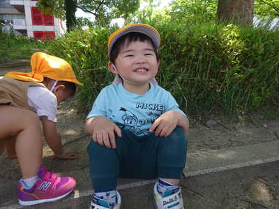  日陰は涼しいね⭐