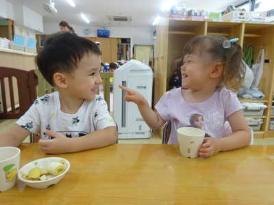  おやつ美味しいね😋