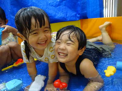  みんなで遊ぶと楽しいね❣