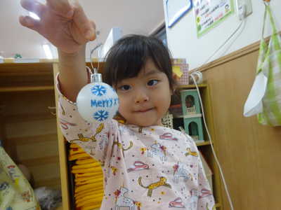  クリスマスツリーの飾りつけ🎄