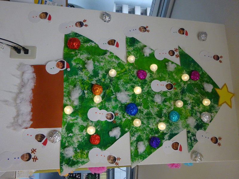 大きなクリスマスツリーが出来たよ🎄