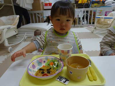  給食は鬼のそばめし😋